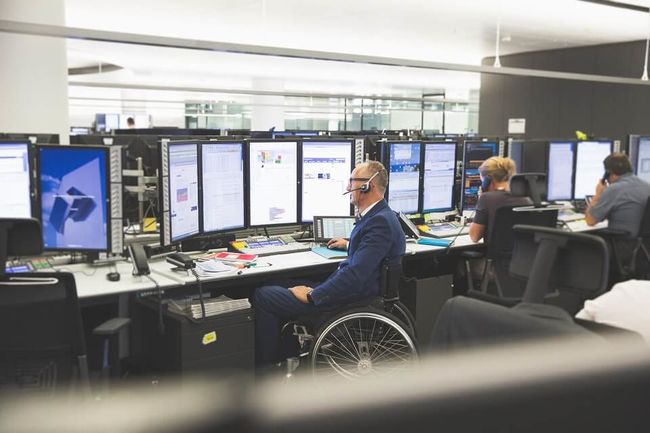 Hier haben wir als BayernLB exzellente Voraussetzungen: wir sind groß genug um am Markt und in den fokussierten Geschäftsfeldern zu bestehen und klein genug um schnell, flexibel und individuell agieren zu können.