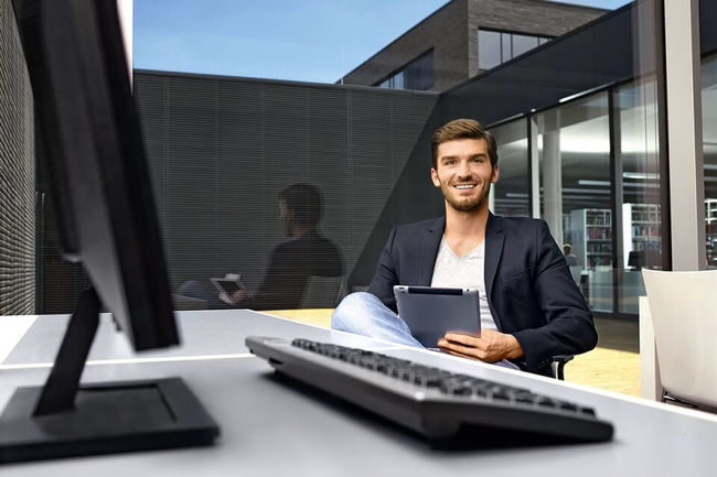 Der Studierendenservice des DHBW CAS hilft Ihnen bei Fragen zum Studienangebot gerne weiter.