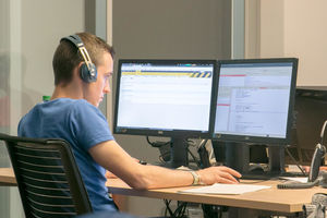 Wir fördern selbstständiges Arbeiten. Du wirst während deines Dualen Studiums in jeder Abteilung eigene Aufgaben selbstverantwortlich umsetzen.