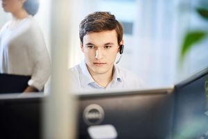 Wir legen Wert darauf, dass sich der Einstieg bei uns lohnt: Events, hohe Vergütung und individuelle Förderung.