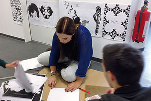 Im Studiengang Kommunikationsdesign werden Sie zum Experten, wenn es um die gestalterische Umsetzung von Unternehmensstrategien geht.