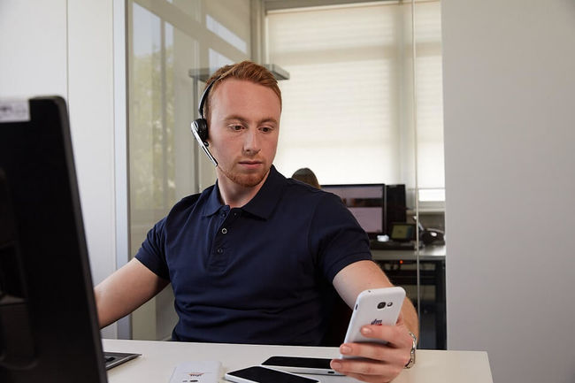 Im Studium Informatik kannst Du unter anderem bei der Entwicklung von Apps unterstützen.