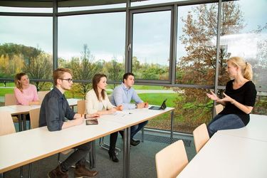 International School of Management