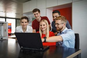 Wir bei Vodafone sind eine Community. Netzwerke mit anderen Studenten und Mitarbeitern und werde Teil von uns.