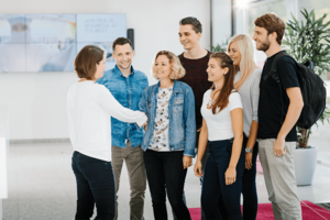 Wenn Du Dich für ein duales Studium bei Infineon entscheidest, kannst Du Dich auf eine herzliche Begrüßung freuen.