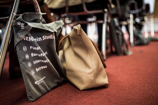 Unser Fokus: Der zielgerichtete Wissenstransfer in die Wirtschaft.