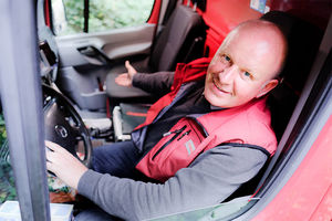 Hierbei fährst du bei unterschiedlichsten Kollegen mit, um einen genauen Einblick zu bekommen, wie unser Direktvertriebs-Geschäft funktioniert.